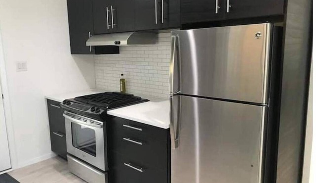 South Congress Barton springs 3/2 whole modern home