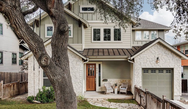 South Congress Craftsman (Luxury Living-Steps from SoCo)