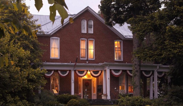 South Court Inn