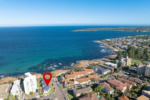 South Cronulla Ocean View Beach House Sleeps 8