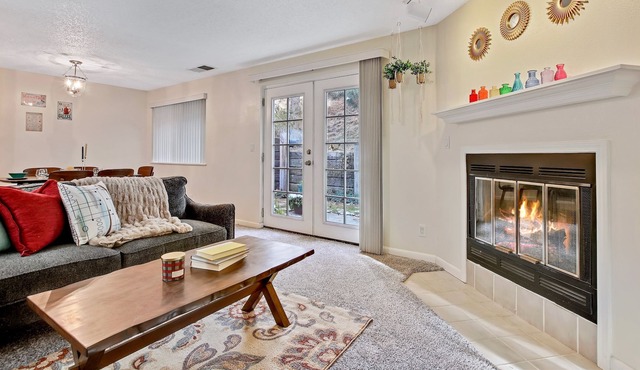 South East Boise | Updated Groovy Charmer | 3 bed 2 bath