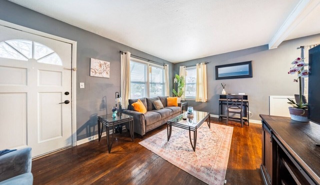 South Euclid Spacious 3 BR 1.5 Bath Ranch Home
