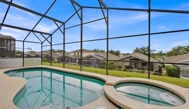 South Facing 4 BR Pool Home Near Disney