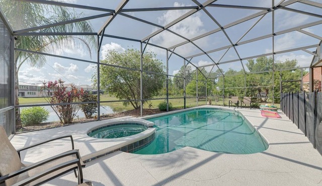 South facing pool & spa on water conservation area in gated community