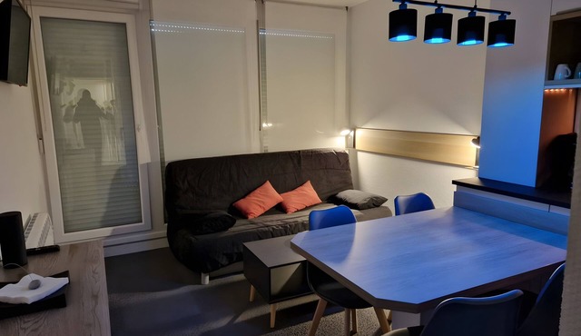 South-Facing Studio at the Foot of the Slopes, 4 Guests, WiFi, GR10