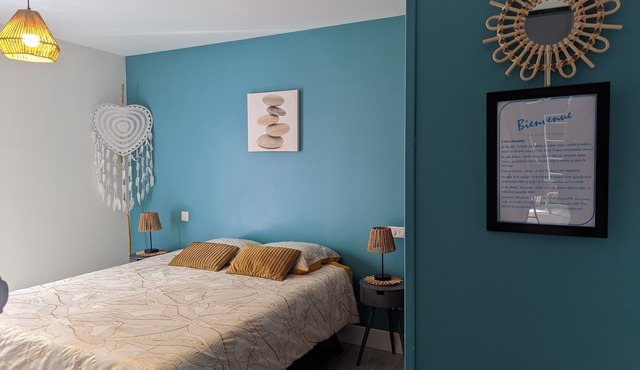 SOUTH-WEST |1| Landes-40-Tyrosse, LC than CL, Guest rooms, Laëtitia