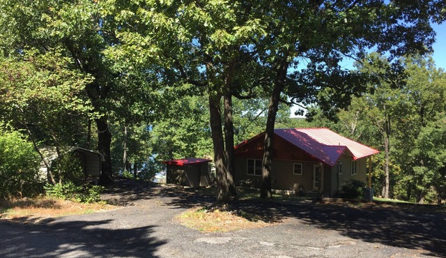 South Grand Lake Front with Hot Tub near Disney & New Circle Drive