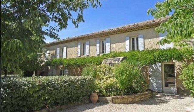 South Luberon, T1 * at Mas du Perussier, 2 persons. Ideal for lovers.