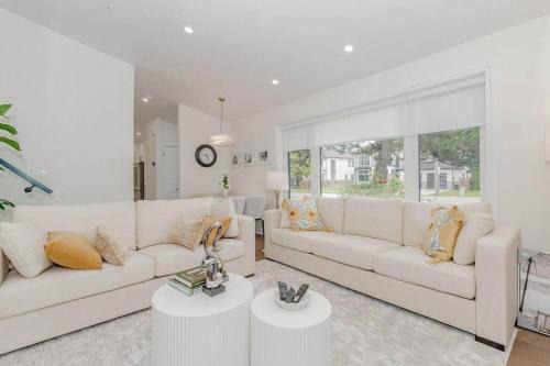 South Oakville Bliss Haven Monthly Stays only