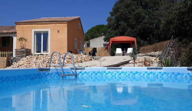 SOUTH OF FRANCE. HOUSE WITH SWIMMING POOL AND GARDEN