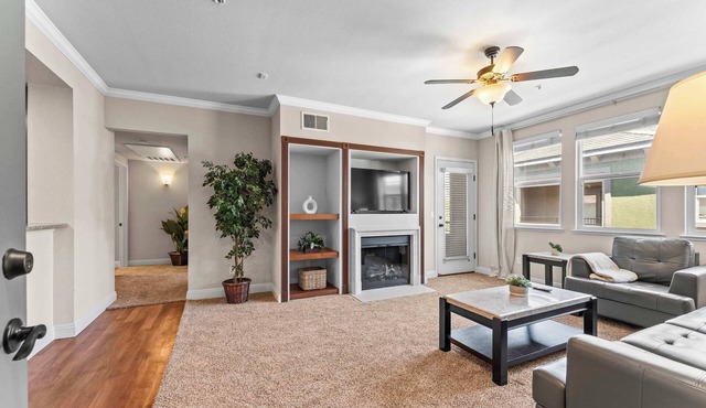 South Reno 1BR · Pool, Events Center & Sauna