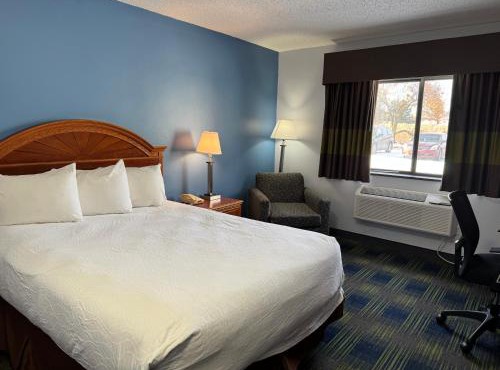South Ridge Inn