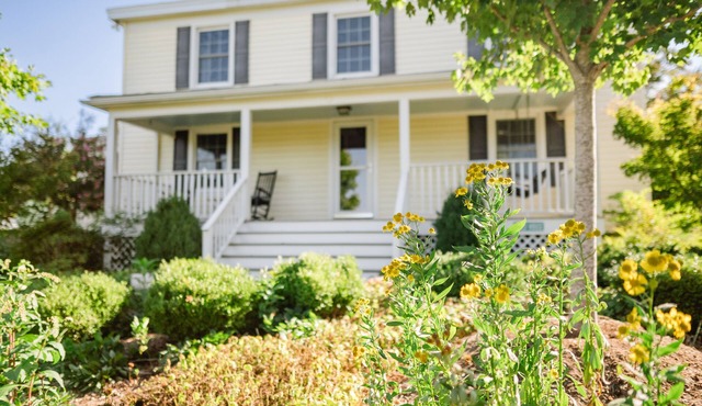 South River Guest House