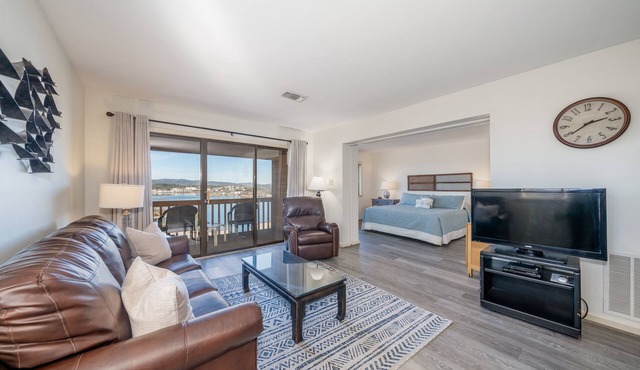 South Shore 1 bdrm/Cabana/MiniGolf/Pickleball/Tennis/Gameroom & More!