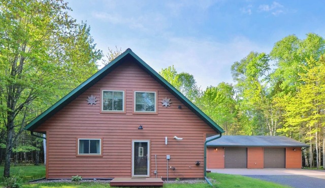 South Shore Chalet | Hot Tub and Game Room