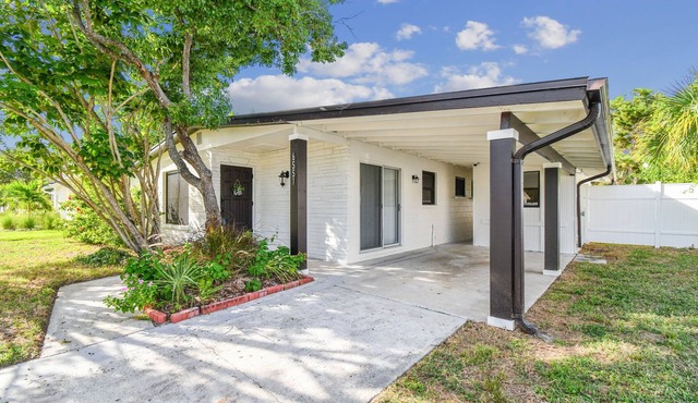 South Tampa Escape – Close to Everything!