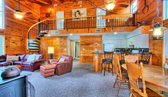 South Toledo Haven: A lakefront retreat