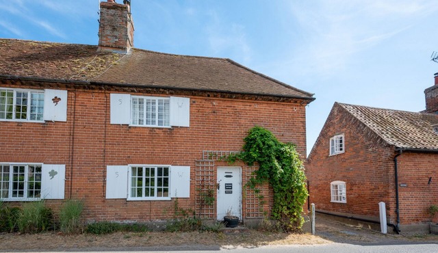 South West Cottage - Three Bedroom House, Sleeps 4