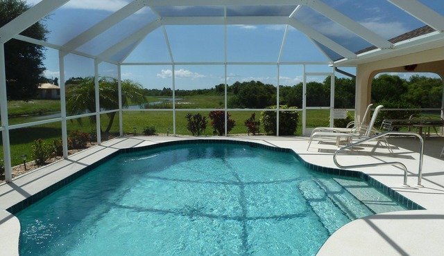 South West Facing 4-bedroom villa Rotonda West, Overlooking Nature Reserve