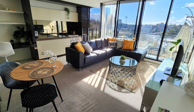 South Yarra Style - Smart 1bed with parking