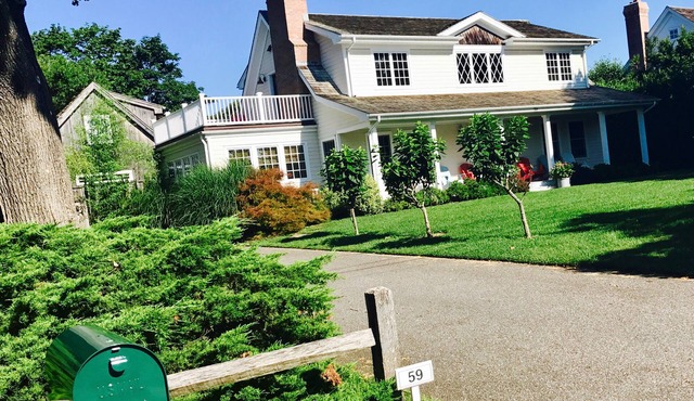 Southampton House South of Highway Perfect for Families