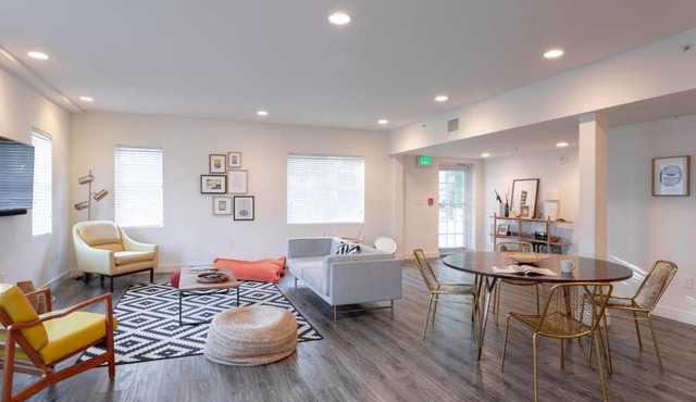 Southbeach Luxury 2BR apt withTerrace