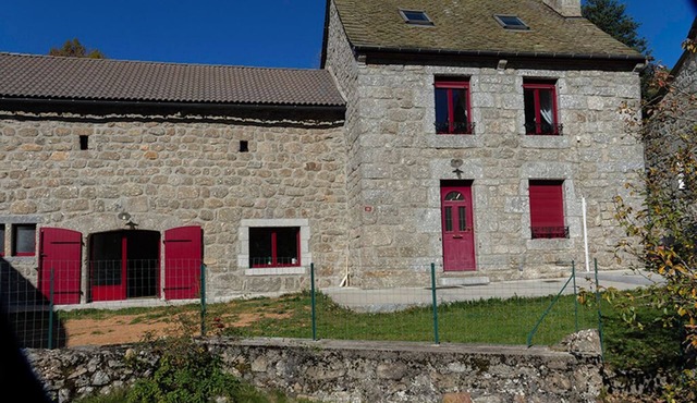 Southern France Languedoc Roussillon holiday house weekly rent for bedrooms