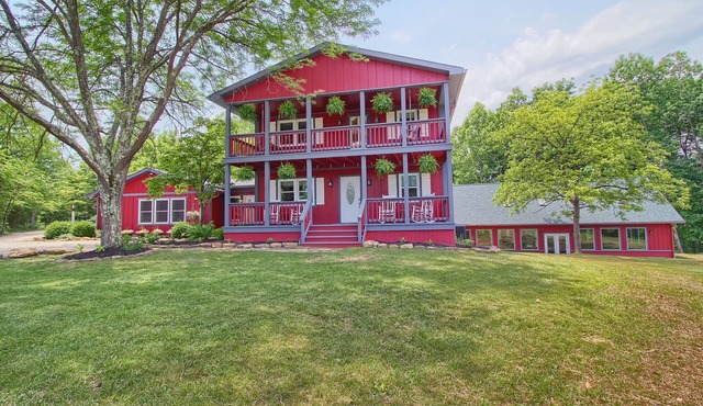 Southern Belle Lodge - Indoor Pool, Hocking Hills