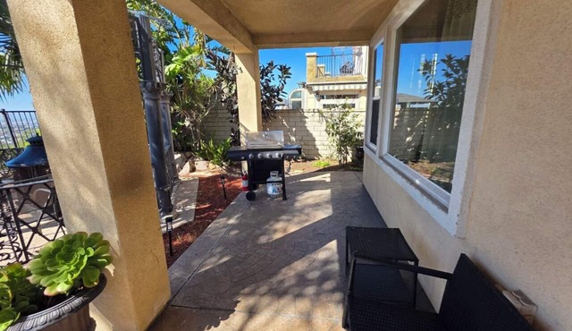 Southern California Residence w/Views, Pool, Hot tub, Firepit, BBQ