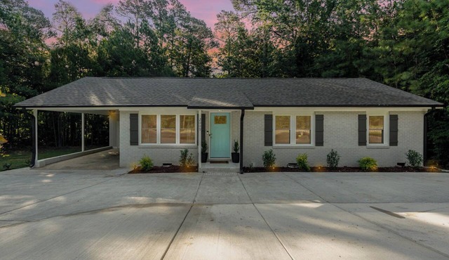 Southern Charm, 3 King Bedrooms, Central