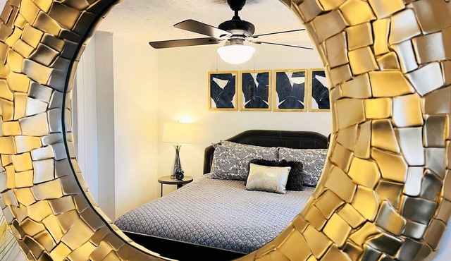 Southern Charm-Convenient to Everything!