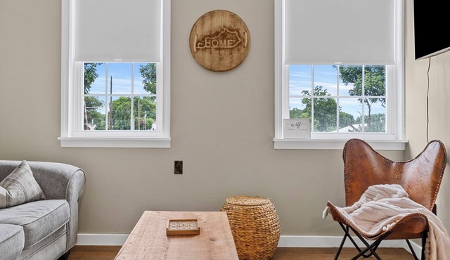 Southern charm with the timeless heritage of Kentucky bourbon.