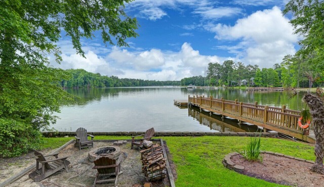 Southern Comfort Cabin | 4BR | Dog Friendly!