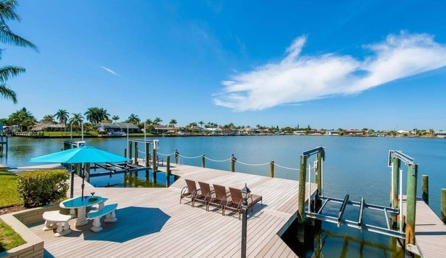 Southern Comfort - Luxury Vacation Home