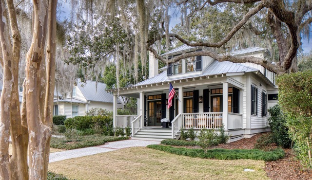 Southern Cottage, prime location, Double Bunk Room