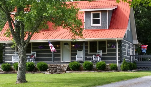 Southern Country "Cowboy" Hospitality at the Twin Oaks Guest Ranch Nashville TN