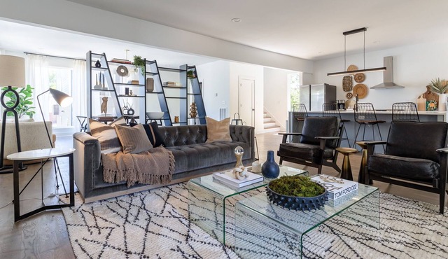 SOUTHERN ELEGANCE - PRIVATE ROOFTOP DECK - EAST NASHVILLE