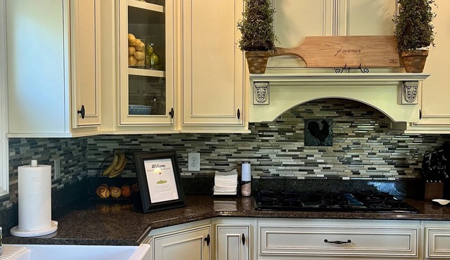 Southern hospitality at the Masters. 6 bedrooms with lake view!