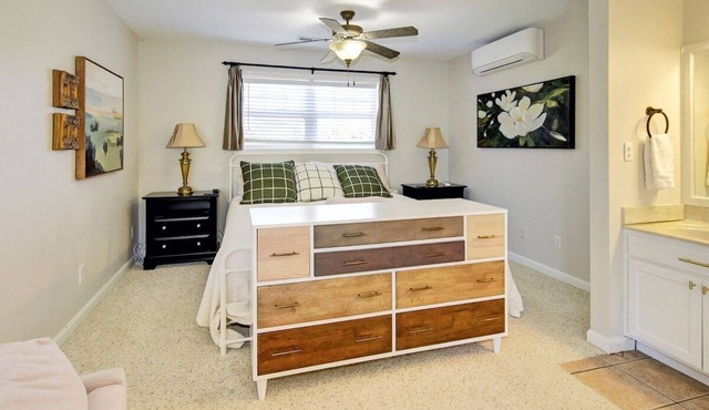 Southern Lights 56- Brand NEW hot tub and deck!