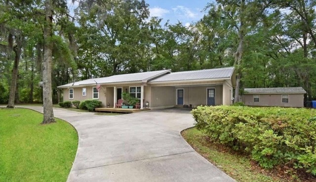 Southern Marsh Retreat