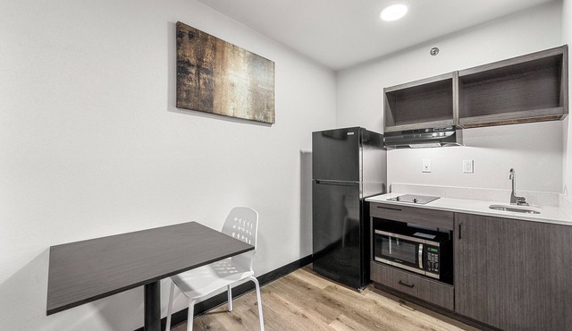 Southern Suites Forest Park