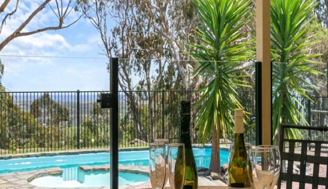 Southern Vales by Wine Coast Holiday Rentals