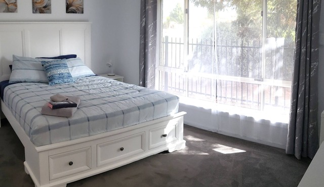 Southern Wine Region & Beach Staycation with breakfast daily