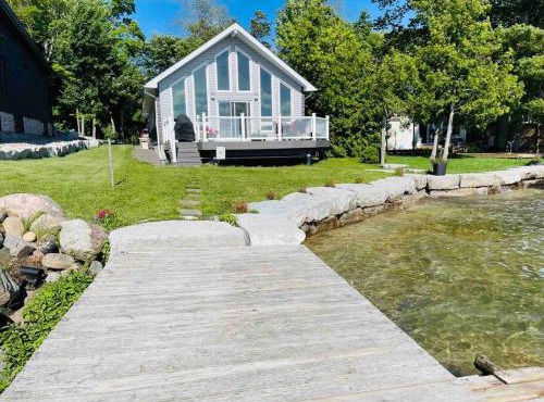 SouthLake Cottage on The Lake.
