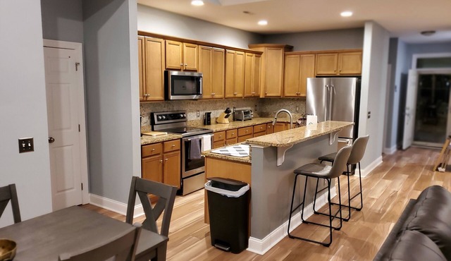 Southport 2 bed 2 bath furnished townhome for rent