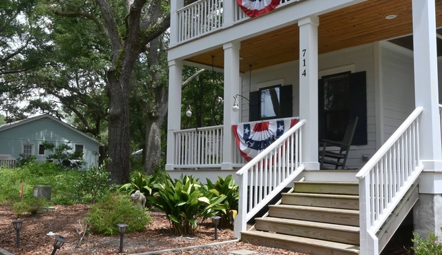 Southport Live Oak Cottage