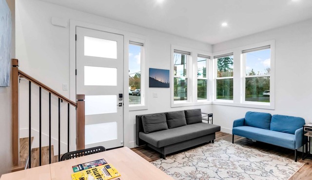 Southside Sanctuary – Modern Comforts