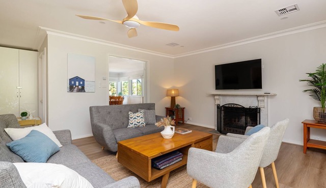 Southside Sands, Frankston South