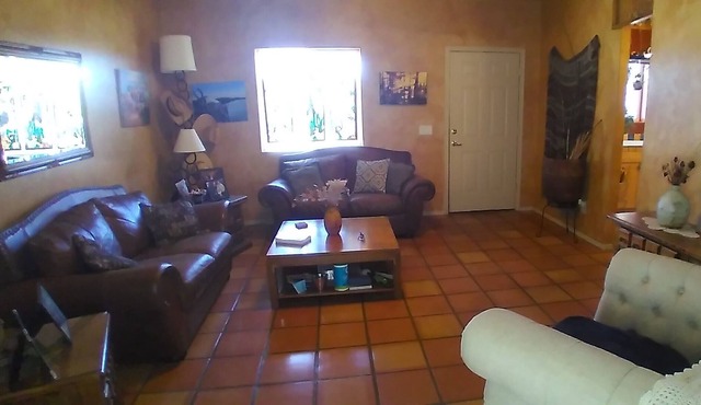 Southwest Bungalow in Historic Area