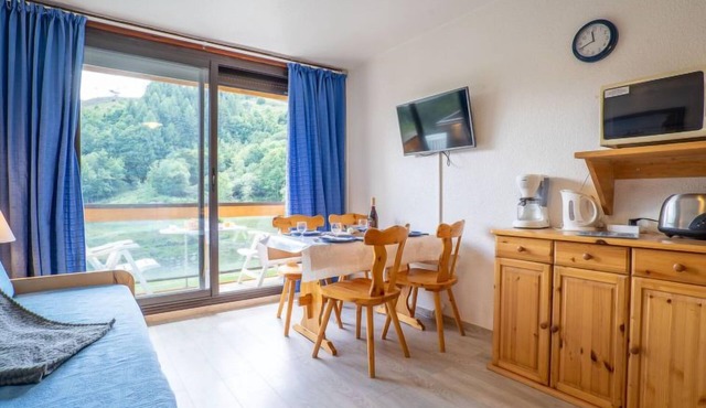 Soyouz Vanguard by Interhome